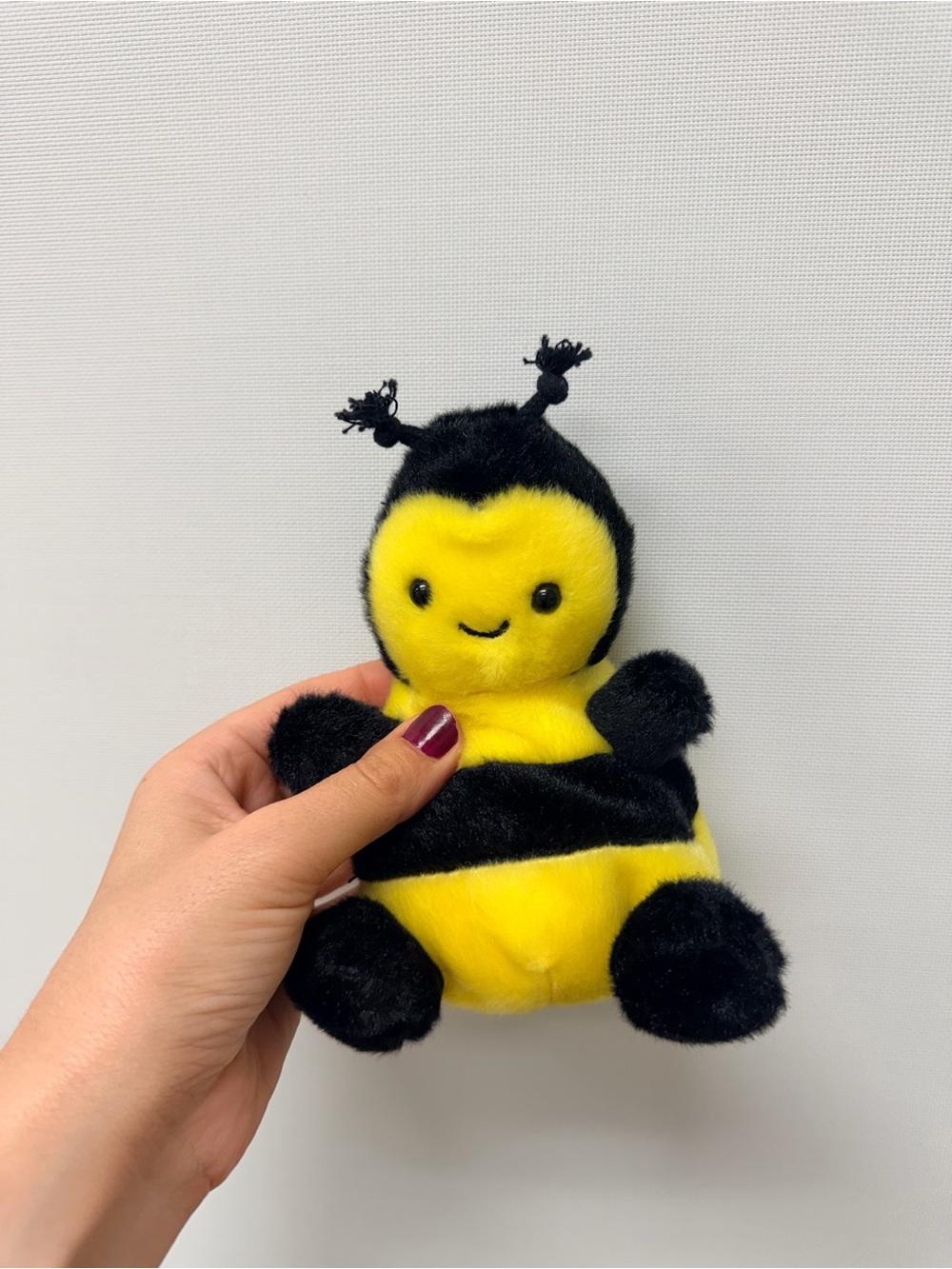 Plush Bee Palm Pals